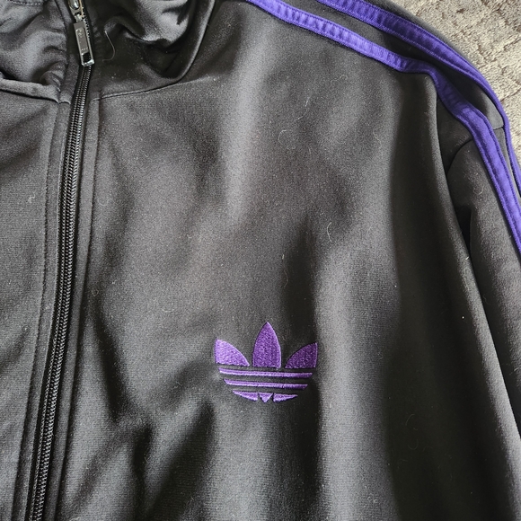 Adidas Men's Black Jacket with Purple Accents - Picture 2 of 3